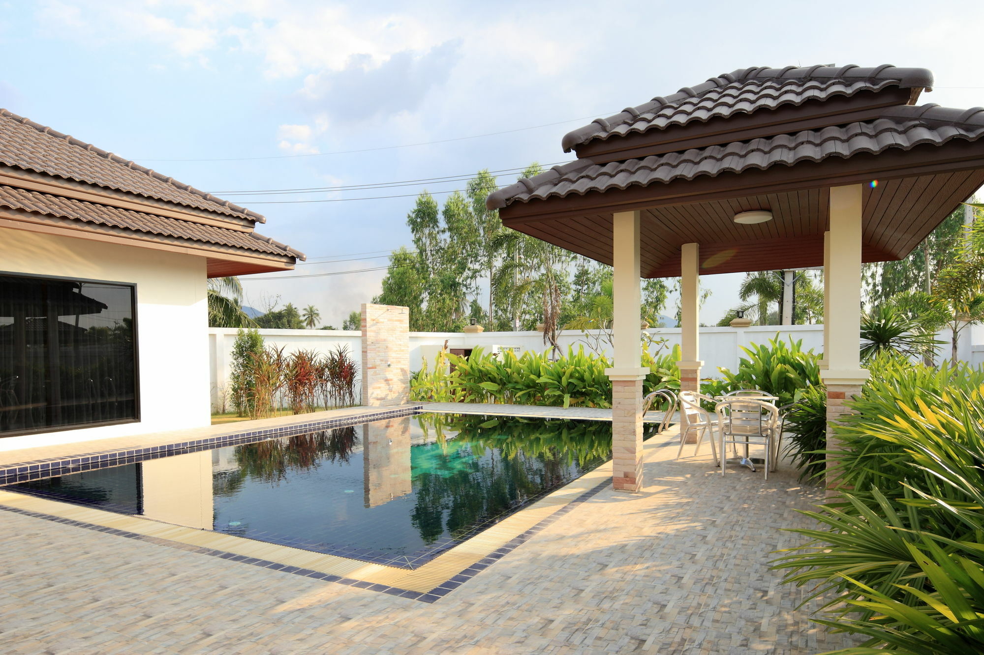 Unique Paradise Resort Bang Lamung Buitenkant foto
